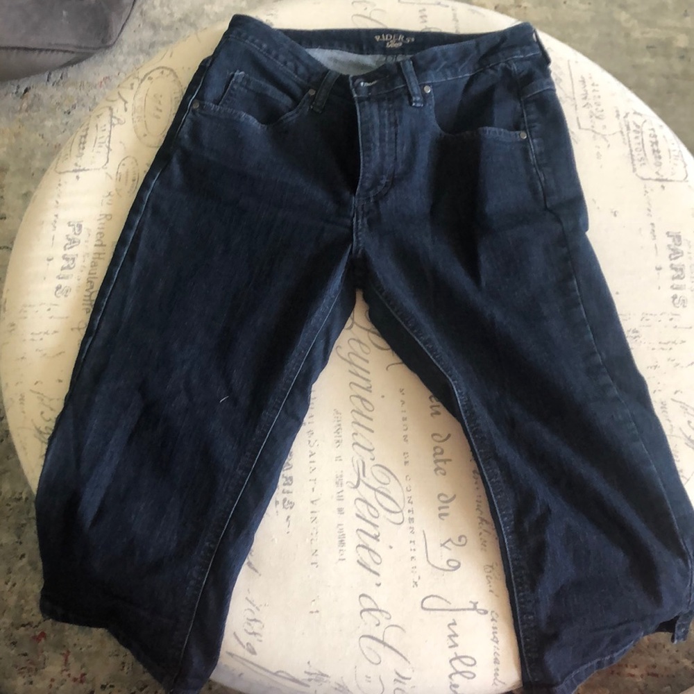 Capri pants